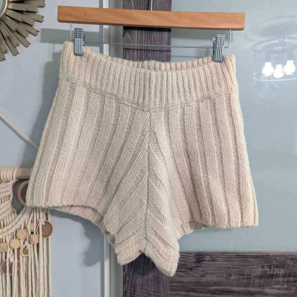 Blank NYC Cable Knit Sweatshorts